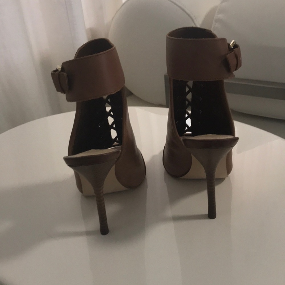 Guess Heels - image 3